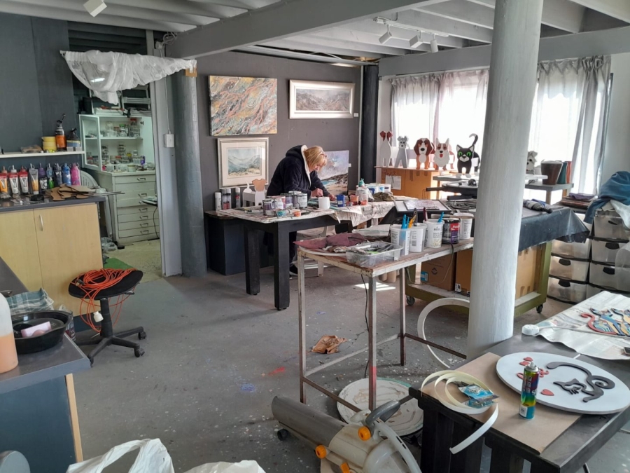 3 Bedroom Property for Sale in Stilbaai Wes Western Cape